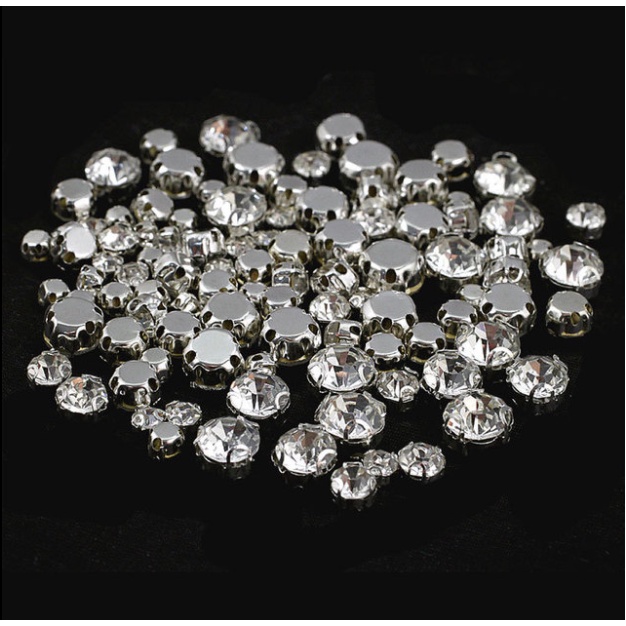Charm hạt đá diamond nhân tạo có sẵn đế kim loại cho các bạn trang trí mặt dây, ốp điện thoại, làm Jibbitz, DIY