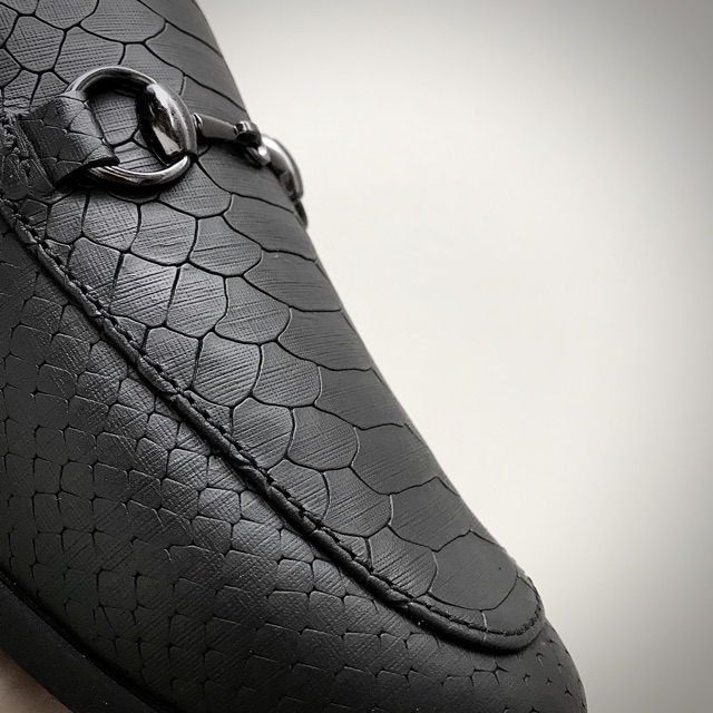 Giày sục da trăn đen TEFOSS HT01 da lì độc lạ và sang trọng size 37-43 | BigBuy360 - bigbuy360.vn