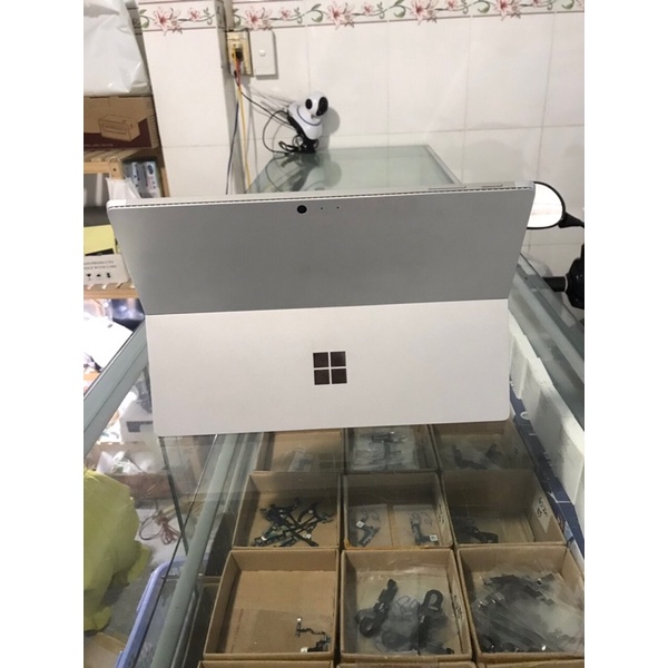 Laptop Surface Pro 4 /pro 5 intel core i5 -7300U thế hệ 7 đẹp Ram 4GB / SSD 128GB/ màn hình 12.5icnh 2k hiển thị đẹp