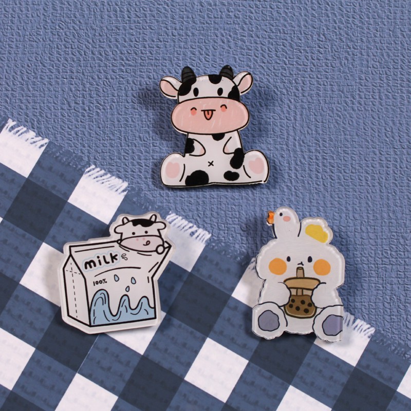 Sticker, phụ kiện, pin cài Balo, áo  bò sữa siêu đáng yêu