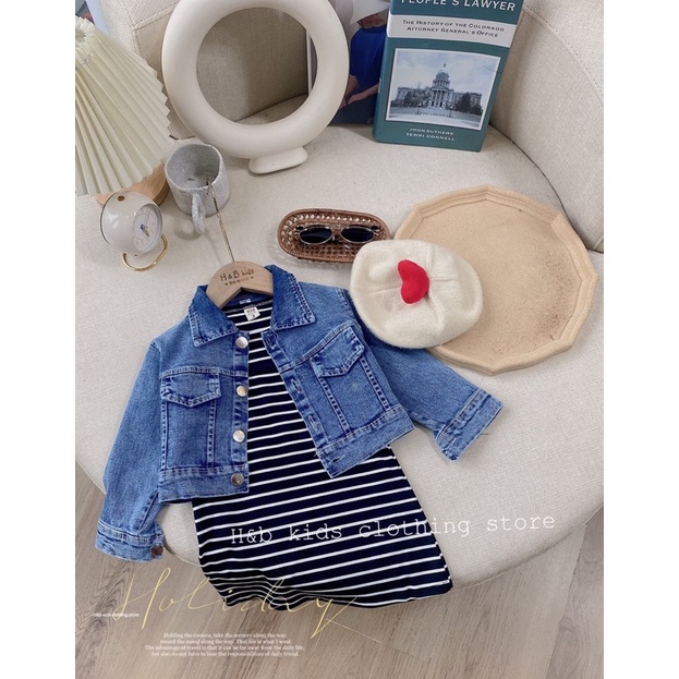 Áo bò kèm váy kẻ hb bé gái