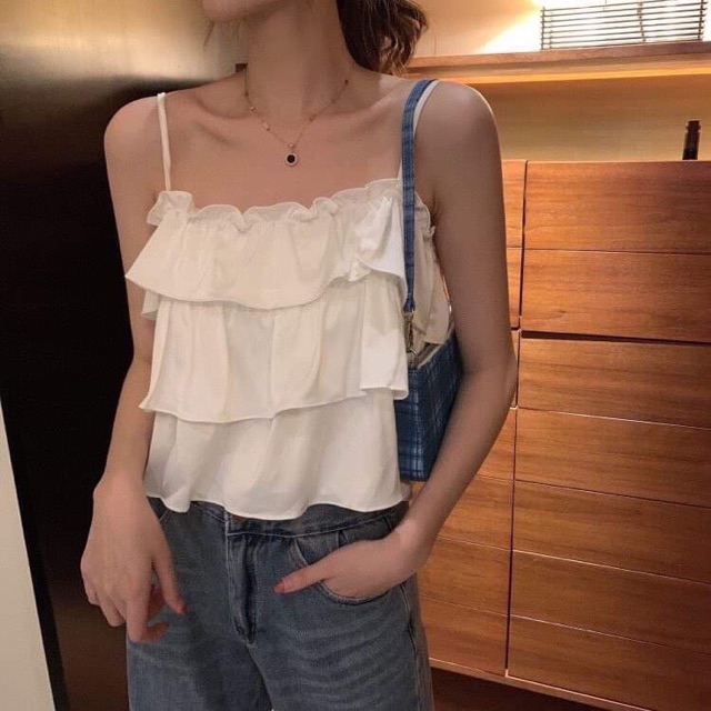 Áo 2 dây bèo tầng hot hit