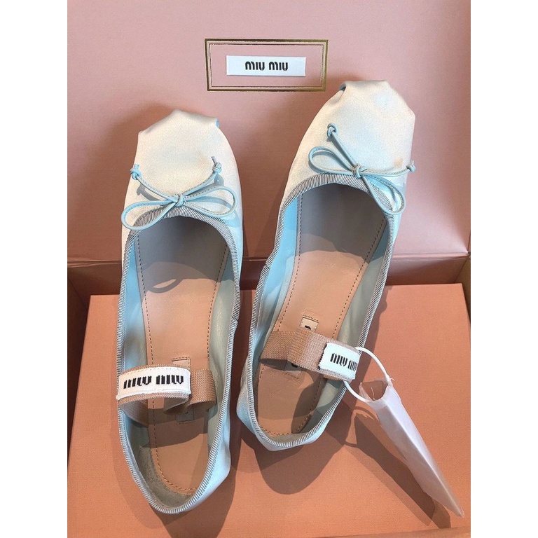 Miu miu Giày Múa Ba Lê Đế Phẳng Mary Jane Một Gói Hàng Bằng Lụa Satin Đính Nơ Cho Nữ