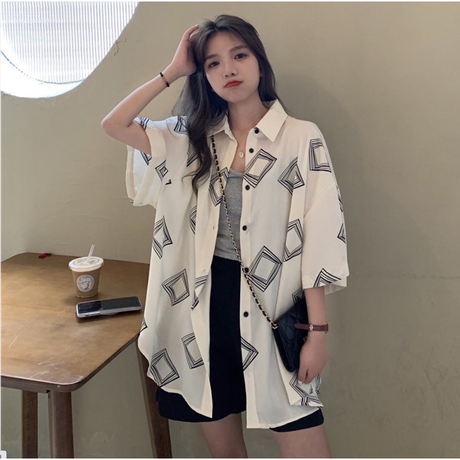 Áo sơ mi nữ kiểu form rộng tay lỡ Vanessa Stylish chất liệu đũi trơn mịn mát in hình Ô Vuông Đen Trắng SMH.40