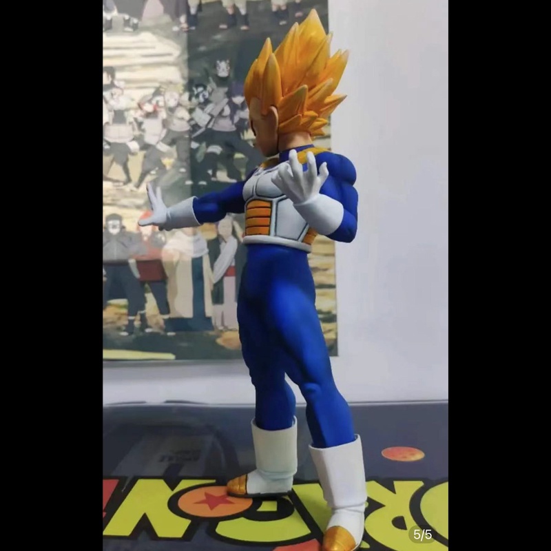Mô hình vegeta tung chưởng hàng nét