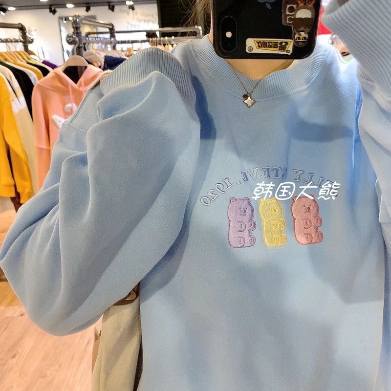 Áo sweater cổ tròn thêu hình chú gấu xinh xắn thời trang thu đông dành cho nữ | BigBuy360 - bigbuy360.vn
