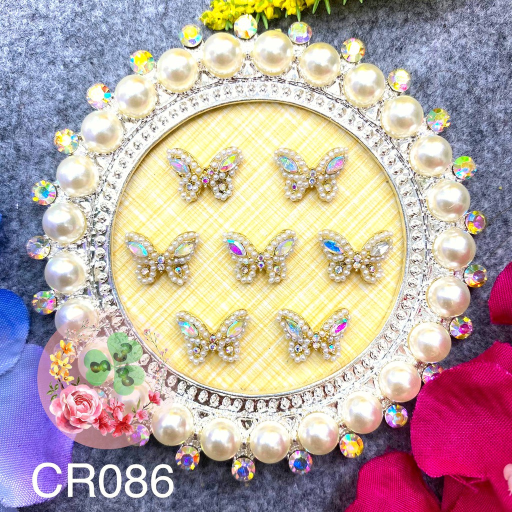 Mã CR086 . Charm kim loại dòng cao cấp đính đá trang trí móng siêu xinh.