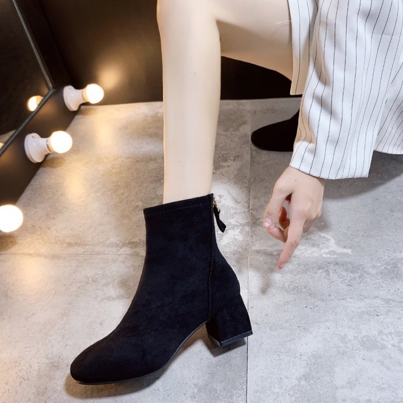 BEESHOES - BOOT DA MỀM MŨI VUÔNG - BOOT CAO 5CM CÓ SẴN MÀU ĐEN - KEM 211252