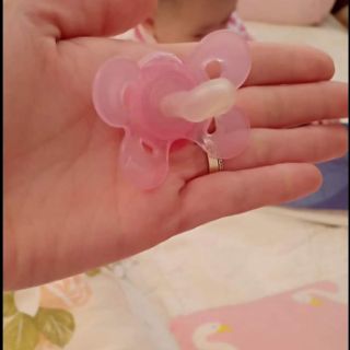 Ti ngậm chicco Physio