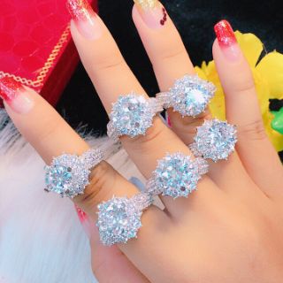 Nhẫn đính đá mã D350