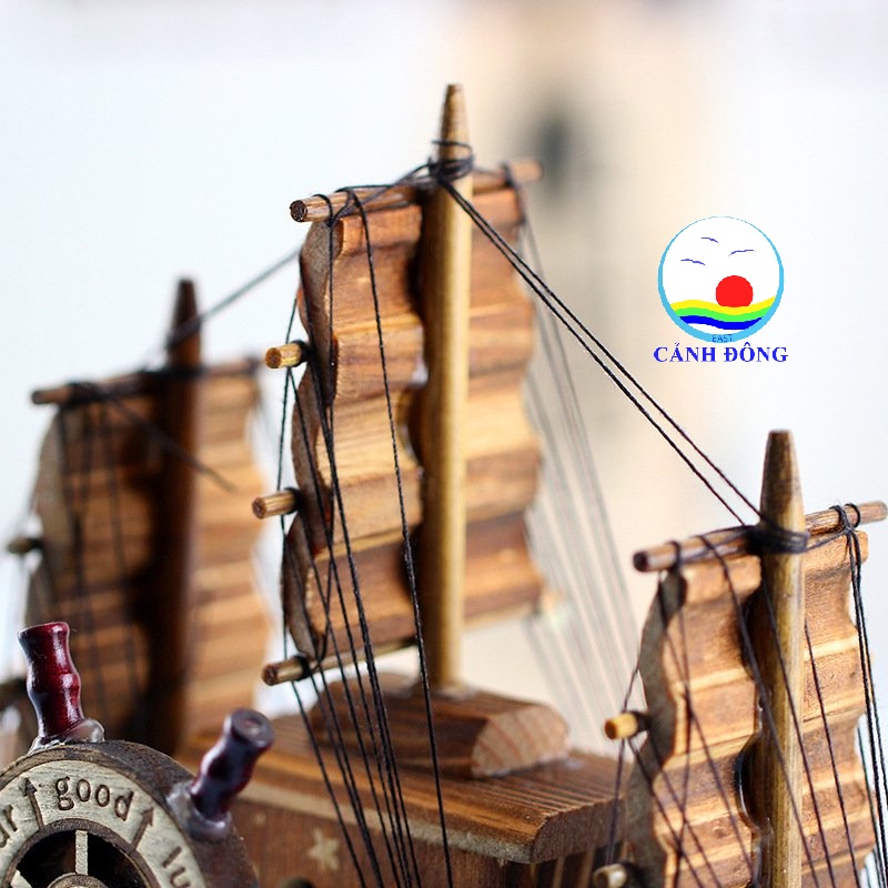 Mô hình thuyền thuận buồm xuôi gió gỗ thông thủ công khéo léo