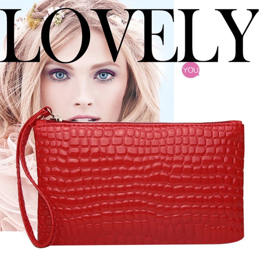 Ví cầm tay họa tiết da cá sấu thời trang dành cho bạn nữ | BigBuy360 - bigbuy360.vn