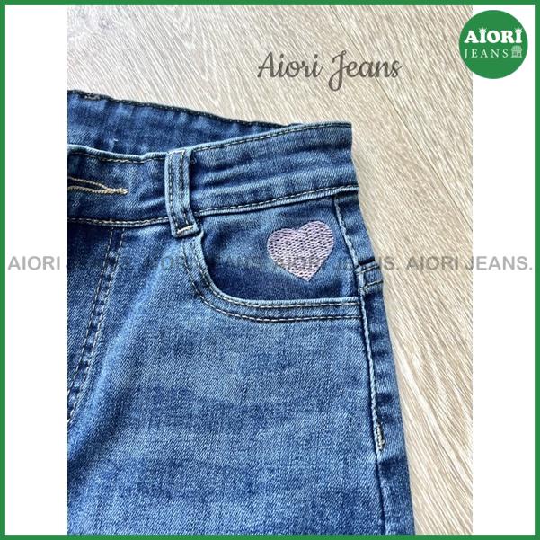 Quần Jeans Ống Đứng AIORI Lưng Cao Lai Kiểu Thêu Trái Tim_Mã E005