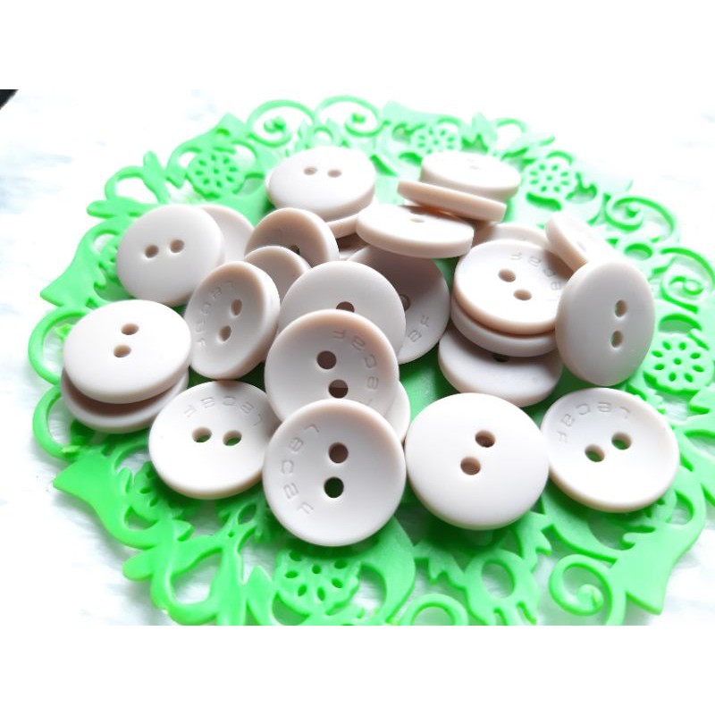set 4 nút áo ( cúc áo) màu sữa đậm