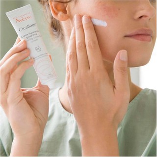 Kem mờ sẹo thâm Avène Cicalfate
