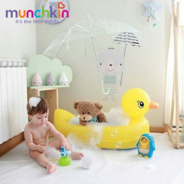 Chậu tắm phao vịt vàng Munchkin