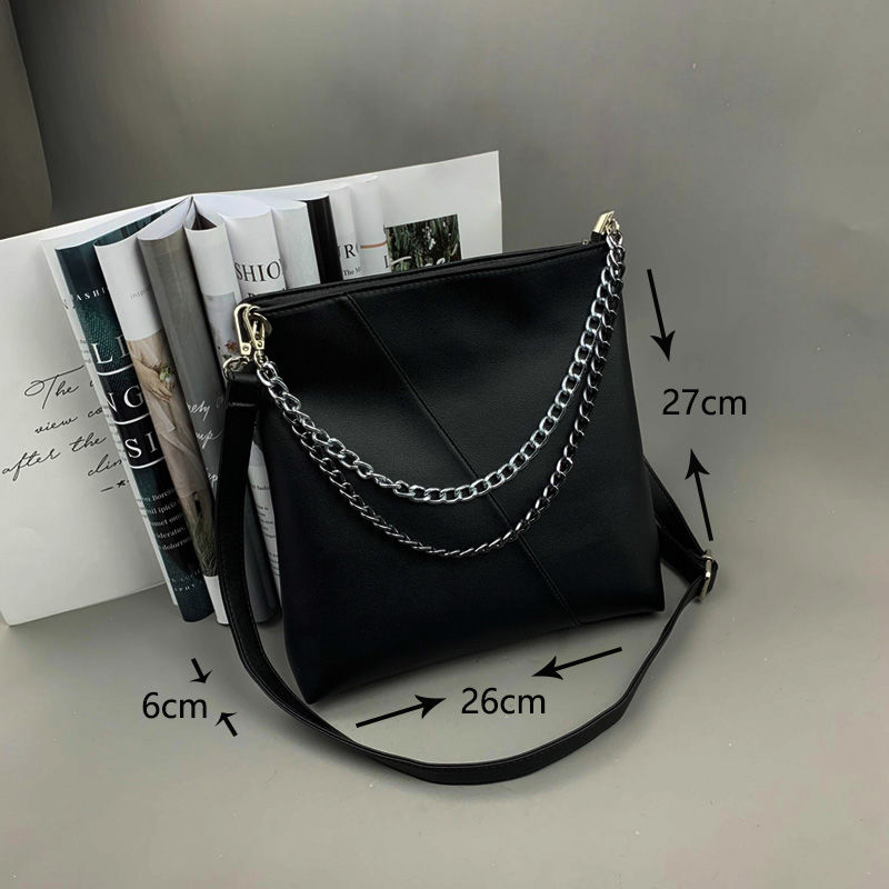 Túi da đeo chéo thời trang mẫu mới 2023 cho nữ