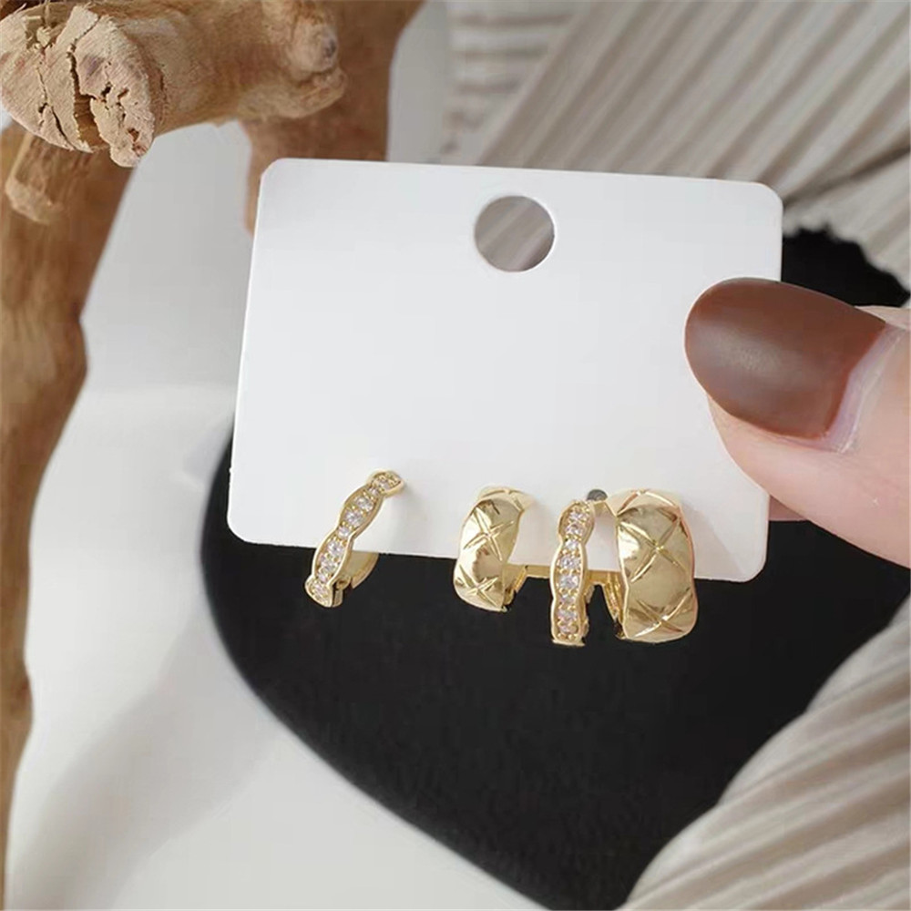 COD Khuyên Tai Nữ Trang Tạo Hình Độc Đáo