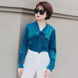 Áo sơ mi thắt nơ màu xanh