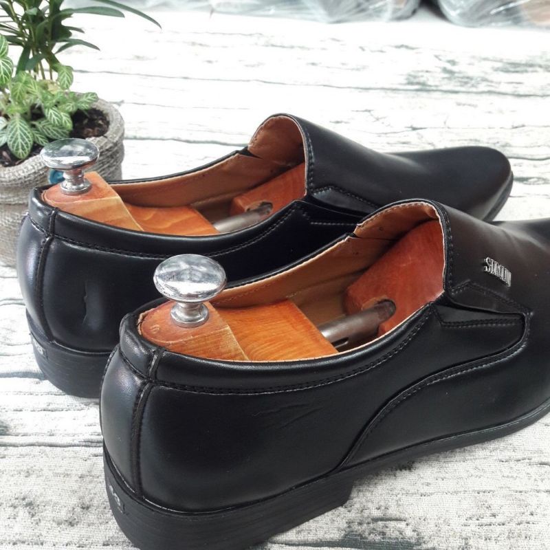 Giày công sở nam..da mềm..màu đen sang trọng lịch lãm