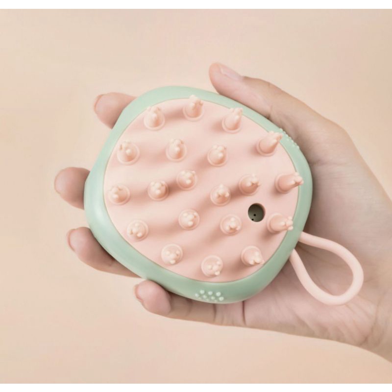 Lược silicon massage gội đầu có đựng xà phòng,,,,