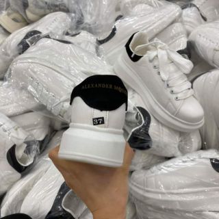 [Hàng sẵn + Full box] Giày Sneaker Trắng gót đen