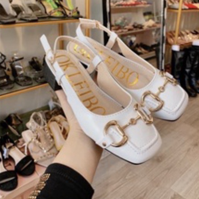 Sandal nữ mũi vuông tag khoá to Okla Gu 3p chị sale rẻ