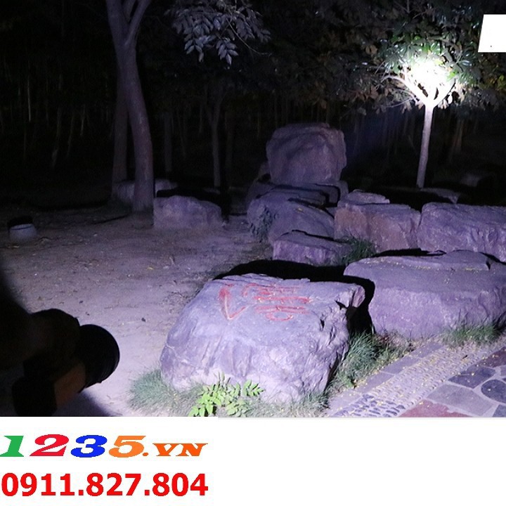 『XA 500m 』ĐÈN PIN SIÊU SÁNG LED SẠC ĐIỆN CHỐNG NƯỚC ĐA NĂNG FX Z11 | BigBuy360 - bigbuy360.vn