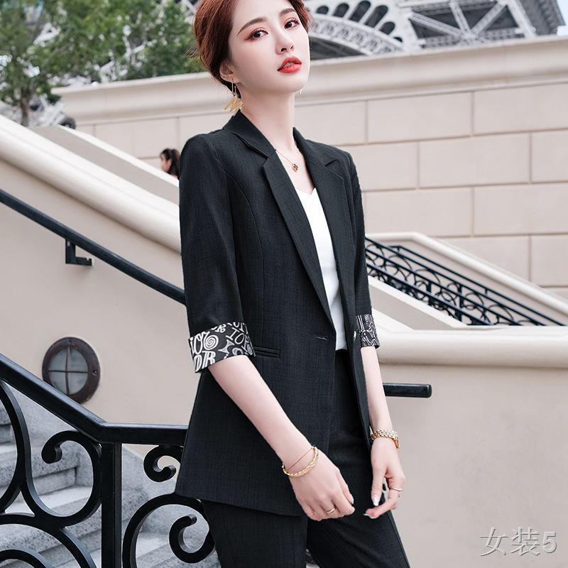 Bộ đồ mùa hè mới cao cấp phối áo khoác dạ nữ chiên 2021 phiên bản của Hàn Quốc phong cách Anh giản dị chuyên n