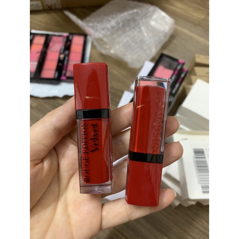 SON VELVET BOURJOI 18