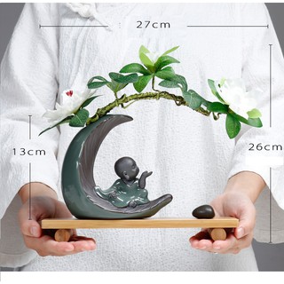 Tượng Sứ chú tiểu ngồi thiền