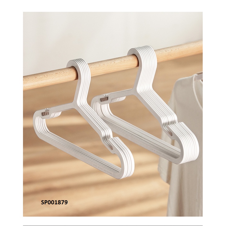 Set 4 móc quần áo nhựa