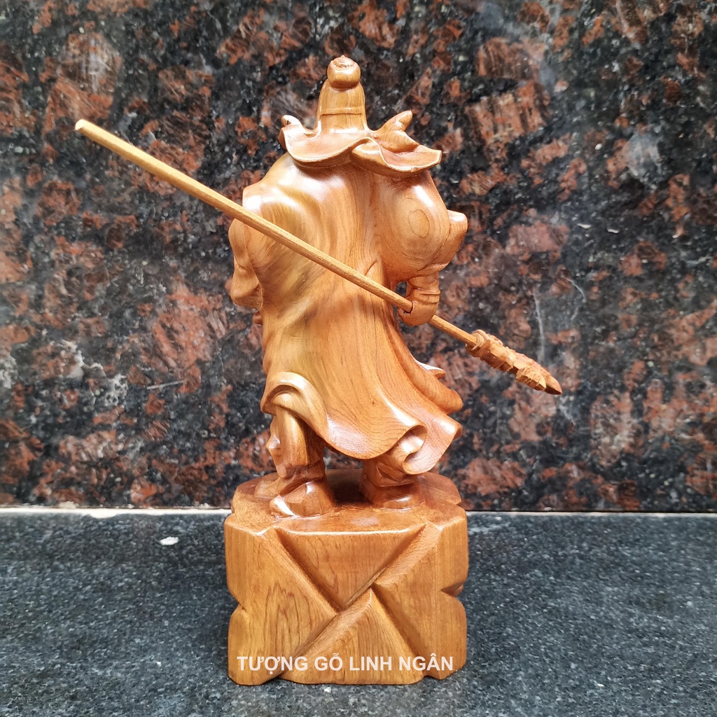 Tượng quan công bằng gỗ thơm