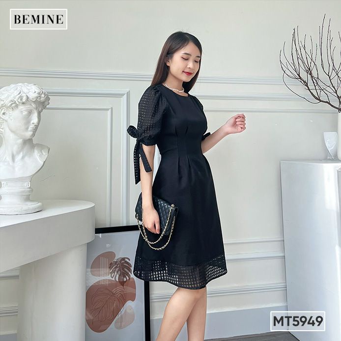 Đầm cổ tròn tay đính nơ BEMINE MT5949