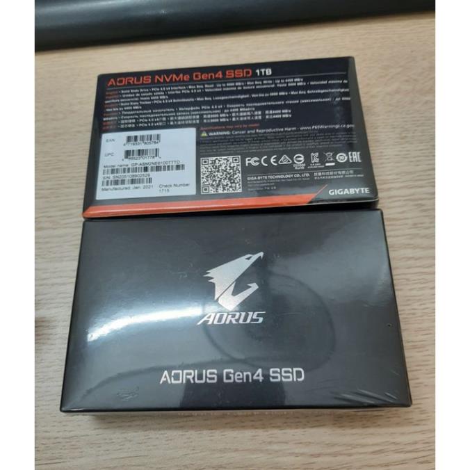 Ổ cứng SSD M2 NVMe Gigabyte Aorus 1TB Gen4 x4