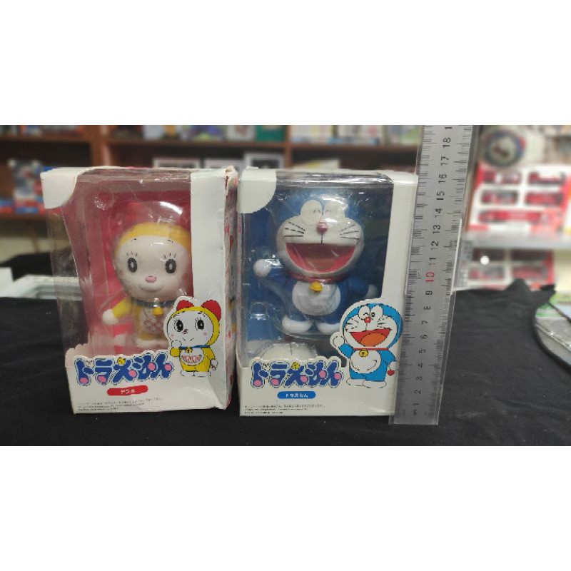 Mô hình Doreamon và Doremi thay đổi khuôn mặt.