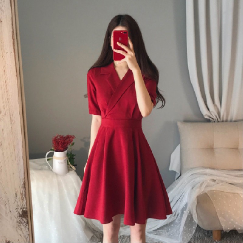LP316 Váy xòe eo cao cổ vest 2 màu đỏ đen hàng Quảng Châu