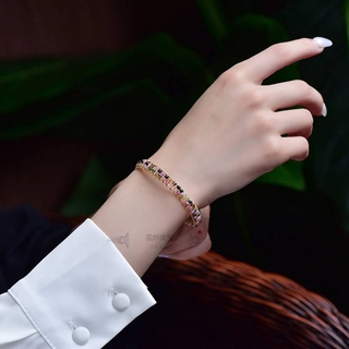 Vòng tay mạ vàng 14k đính đá tự nhiên