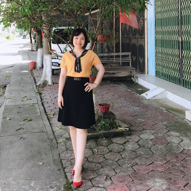Đầm liền dáng xoè