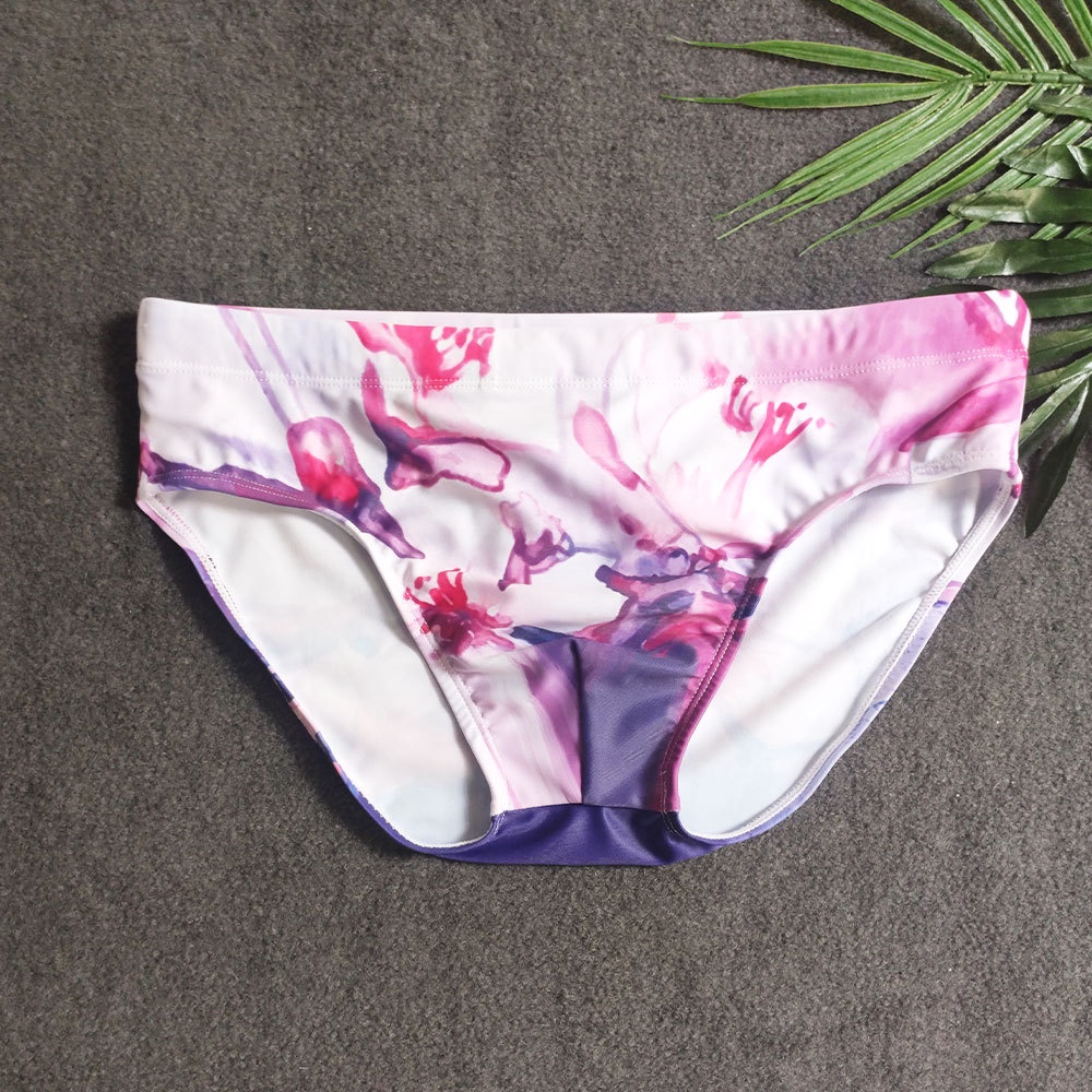 Quần bơi tam giác in họa tiết hoa mận phong cách Trung quốc cho nam
 | BigBuy360 - bigbuy360.vn