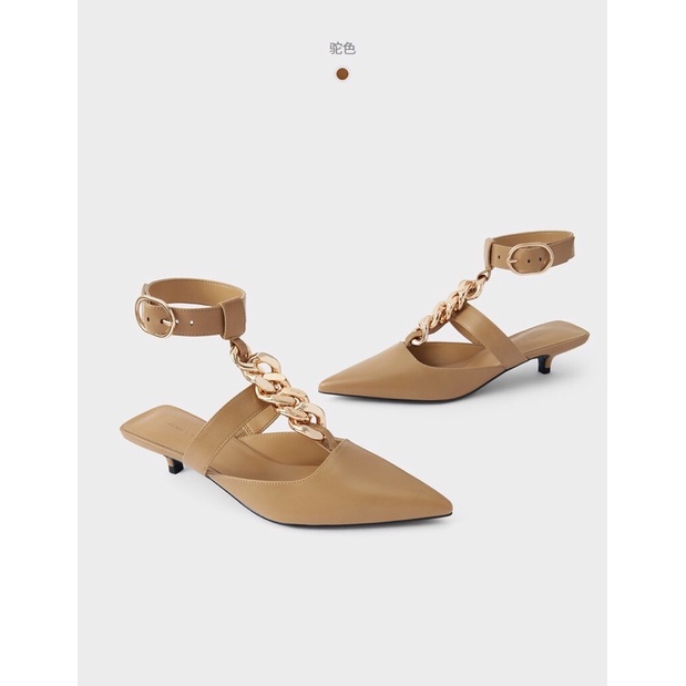 GIÀY CAO GÓT MŨI NHỌN CHARLES AND KEITH CHAIN LINK ANKLE STRAP MÀU NÂU