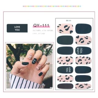Dán nhãn móng tay siêu cute