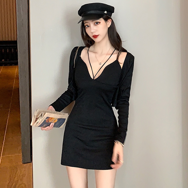Set váy body 2 dây kèm khoác croptop dài tay TABISHOP Set đồ nữ cổ yếm sang chảnh phong cách Hàn Quốc hottrend 2022