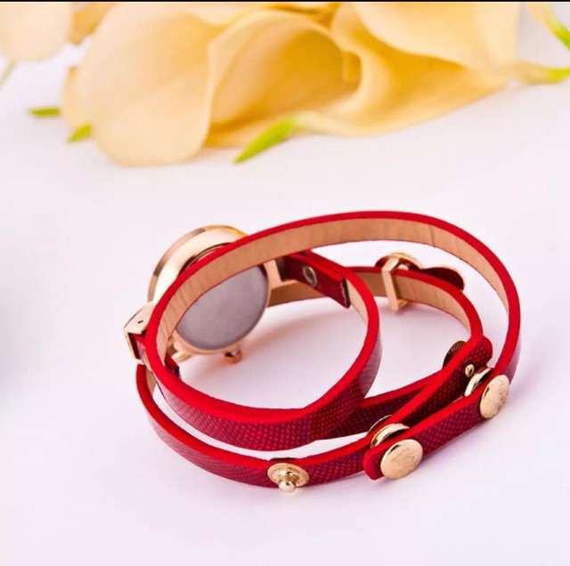Đồng hồ kim nữ Yuhuo kiểu lắc tay dây da cao cấp tặng kèm hộp quà - màu đỏ quyến rũ