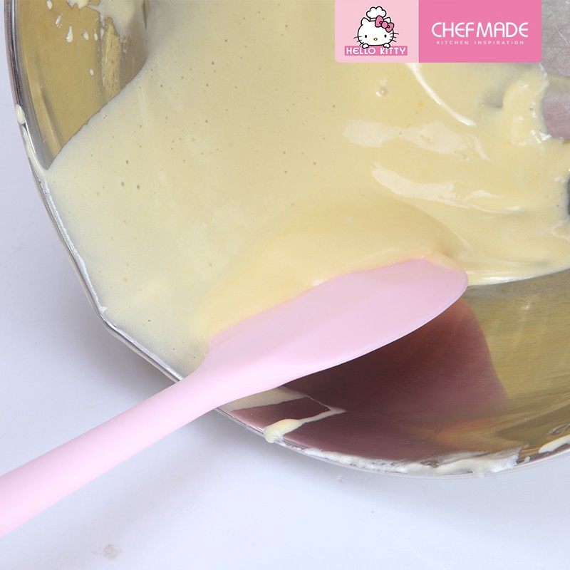 Dụng cụ làm bánh CHEF MADE KT7006 bằng silicon hình Hello Kitty tiện dụng cho nhà bếp