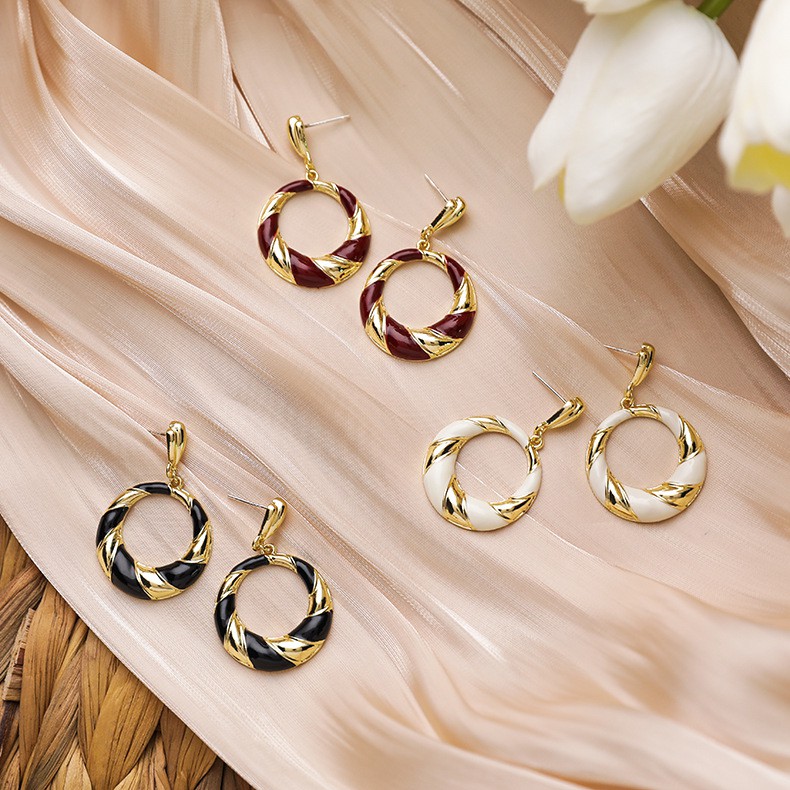 Hoa tai thời trang nữ khuyên dài điệu đà - HT299