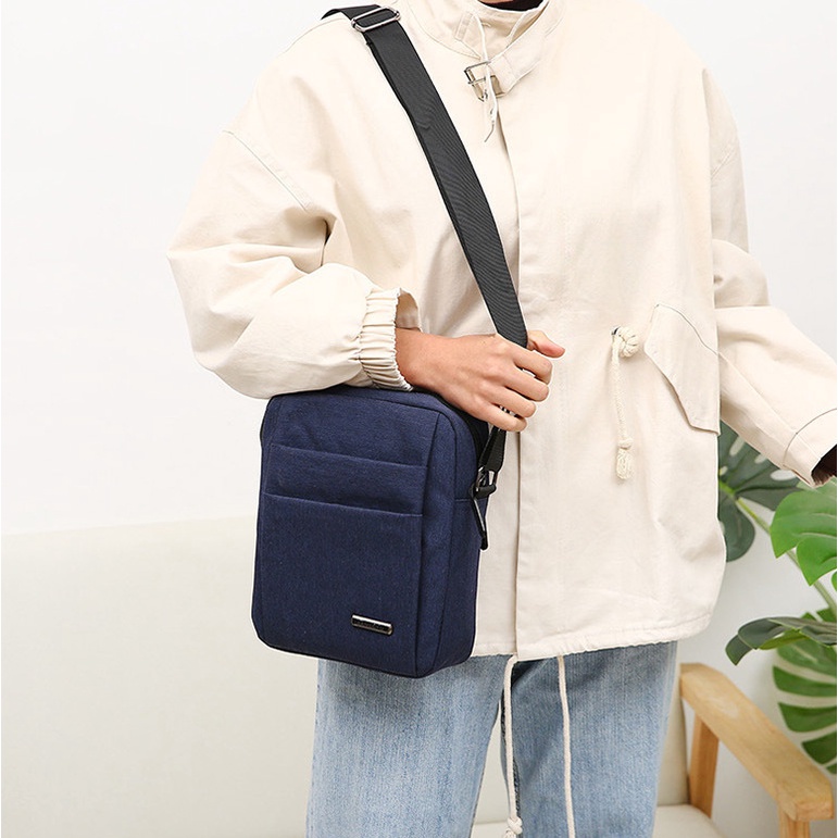 Túi đeo chéo nam thời trang cao cấp, túi đeo nhiều lớp có dây kéo T44