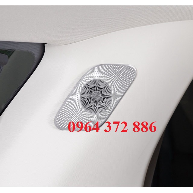 Ốp màng loa cánh cửa xe Kia Carnival 2021 - 2022 - Bộ 9 chi tiết có 2 mẫu Titan và Inox