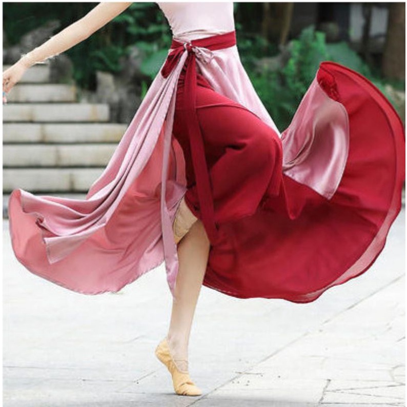 Váy 720 độ 2 màu buộc dây