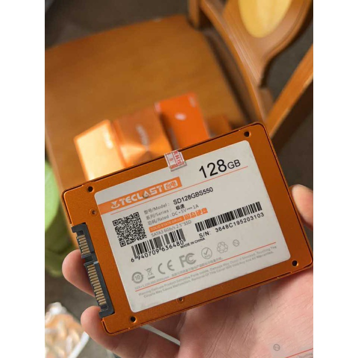 SSD 128Gb WD, Colorful... qua sử dụng còn mới 99%